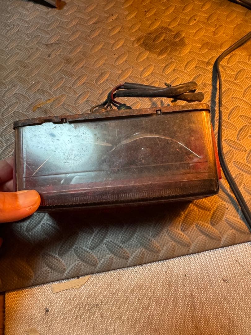 z400gp 純正テールランプユニット