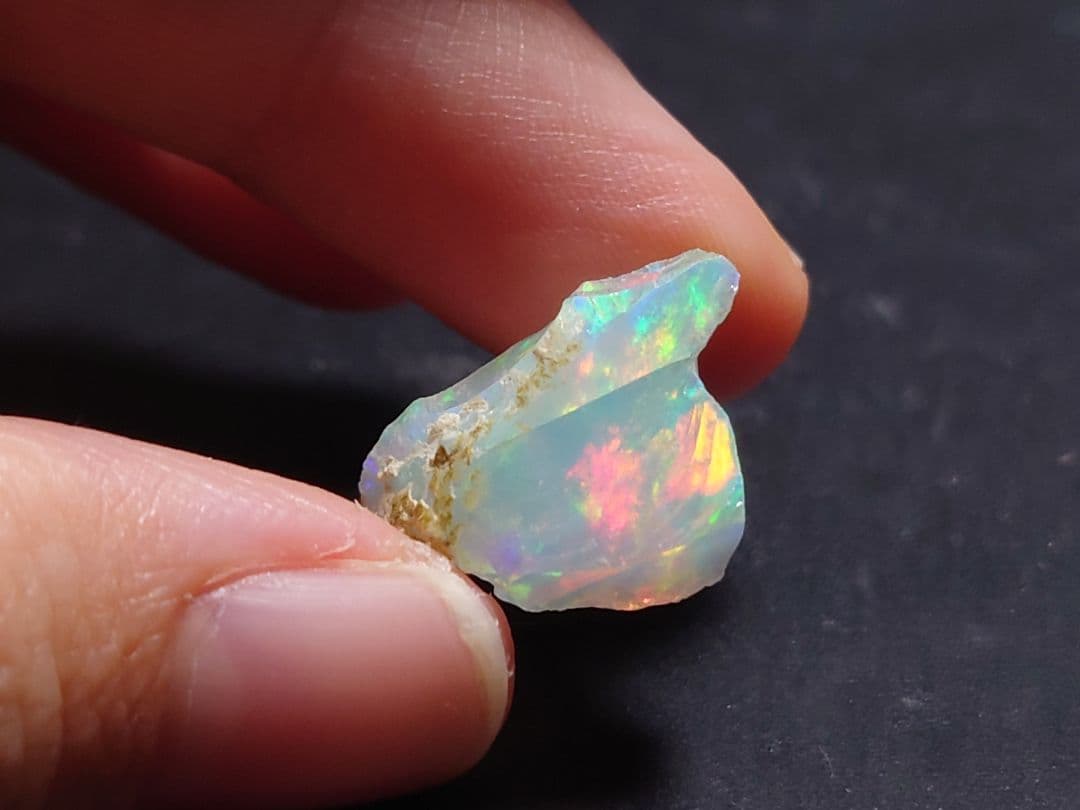 エチオピアウェロ産　オパール　ジュエリーグレード　鉱物標本　原石