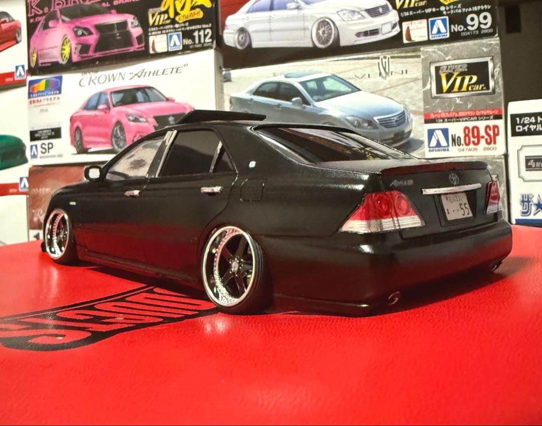 アオシマ GRS182 クラウン アスリート