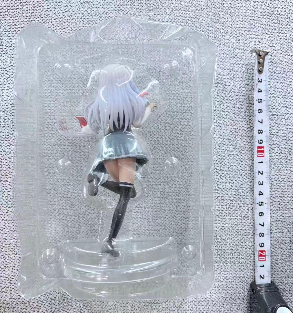 魔女の旅々　イレイナ　制服　フィギュア