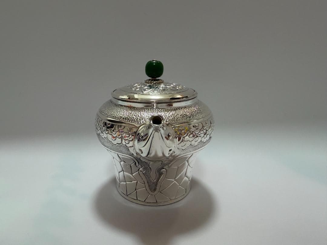 純銀製 獣口 鱗文様 玉石摘み 急須 銀瓶 煎茶道具