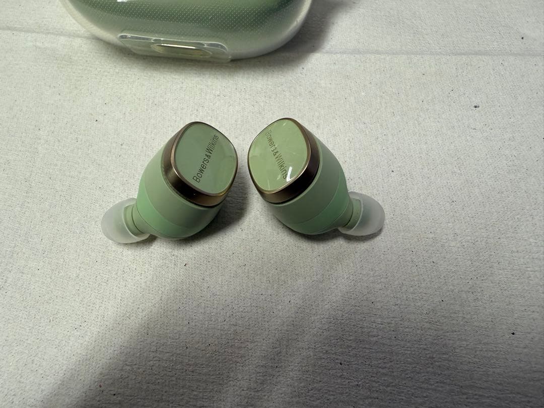 Bowers & Wilkins Pi8 ジェイド・グリーン