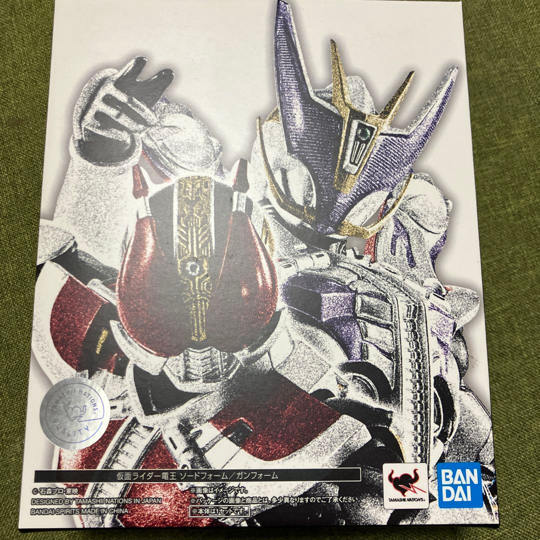 仮面ライダー電王 ソードフォーム/ガンフォーム 真骨彫