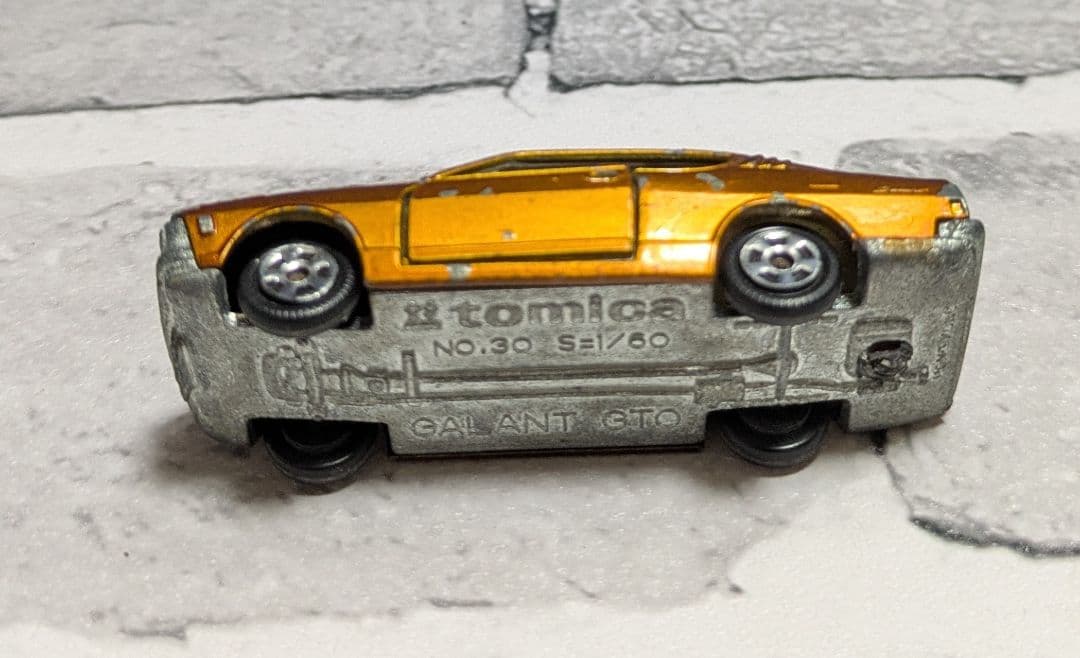 トミカ GTO ギャラン 香港製　ビンテージ