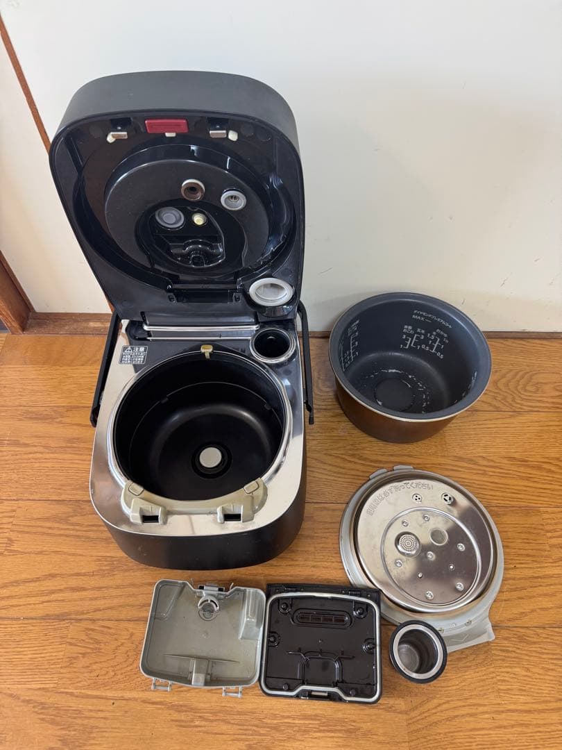 Panasonic SR-VSX108 IH炊飯器 2018年製