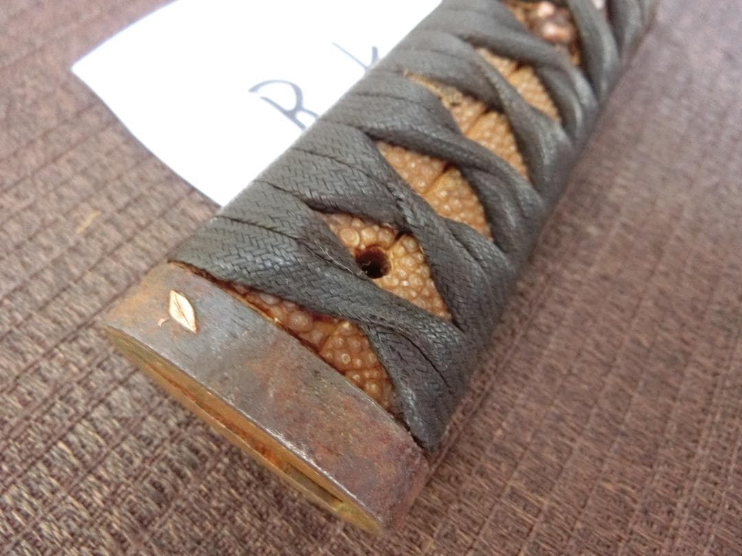 利用品！【 柄　柄巻き　縁頭　目貫　刀装具の部品・Rk・小道具】★拵え　刀剣必需