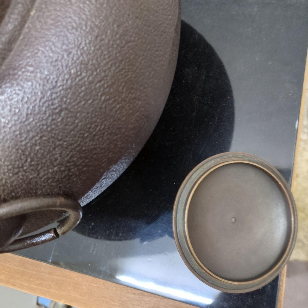 鉄釜風炉　電熱器付き　灰入り　茶道具　茶道　風炉釜　鉄　電熱器