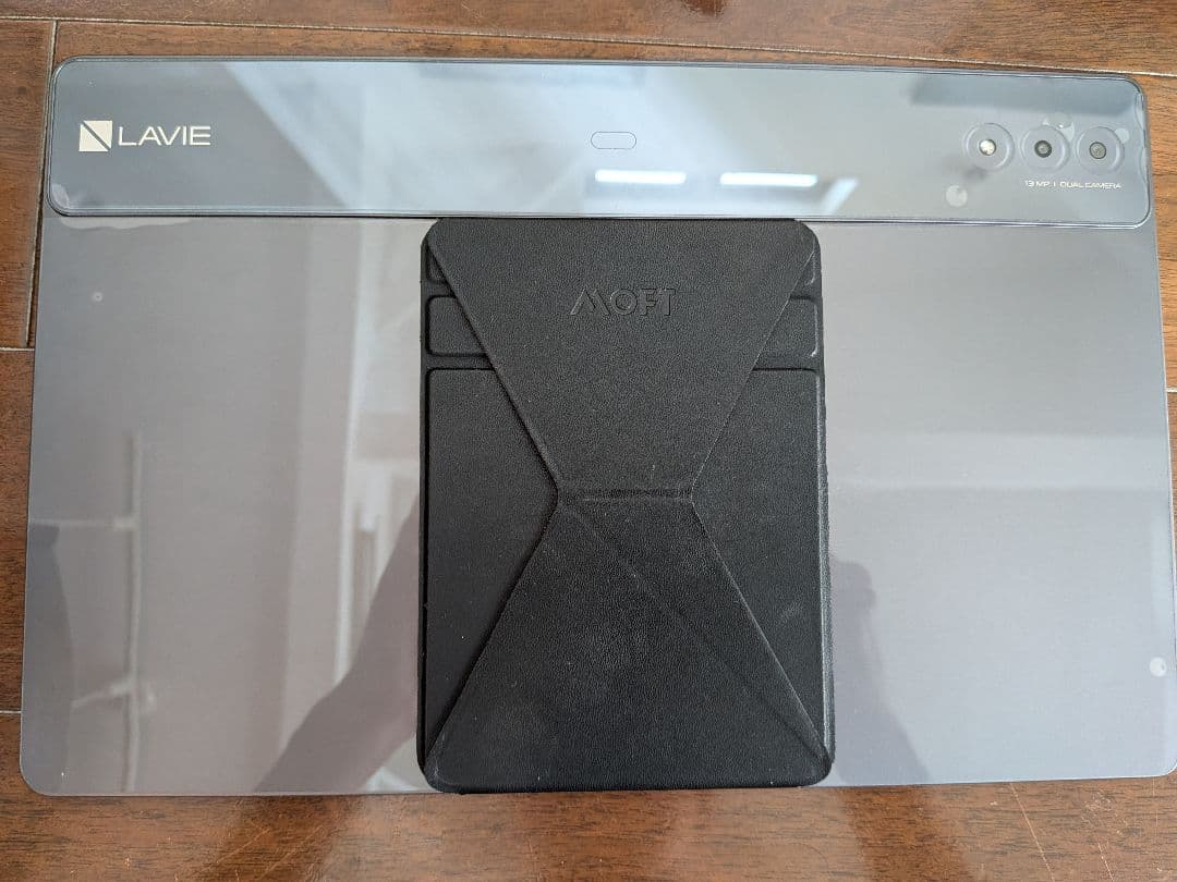 利用少な目の美品 NEC LAVIE T14本体＋12,000円相当の付属品付