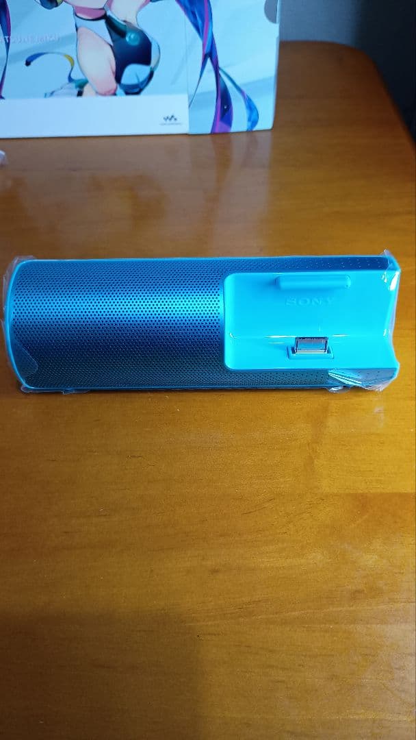 (送料無料) [要商品内容確認] ウォークマンSシリーズ 初音ミク モデル 中古