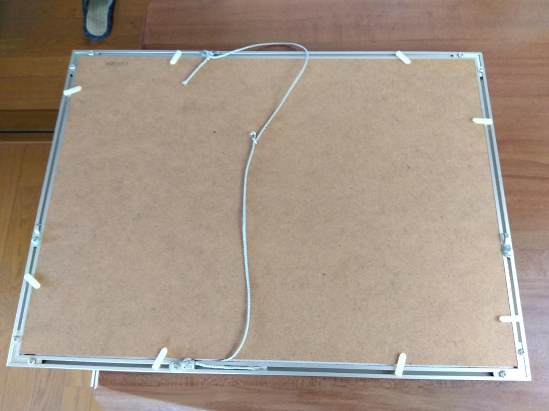 アルミ合金フレーム　横４６㎝　縦３４㎝　ガラス付　重さ1㎏　計１０枚