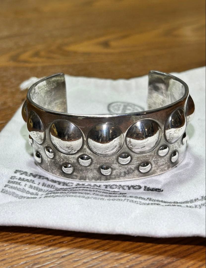 FANTASTIC MAN シルバーバングル ドットデザイン