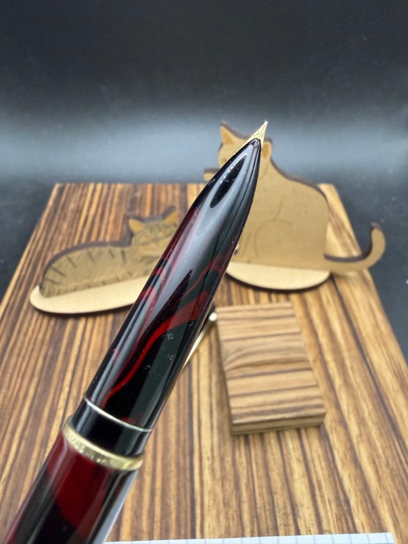 レア Pilot 万年筆 レディ レッドマーブル 18k 1978