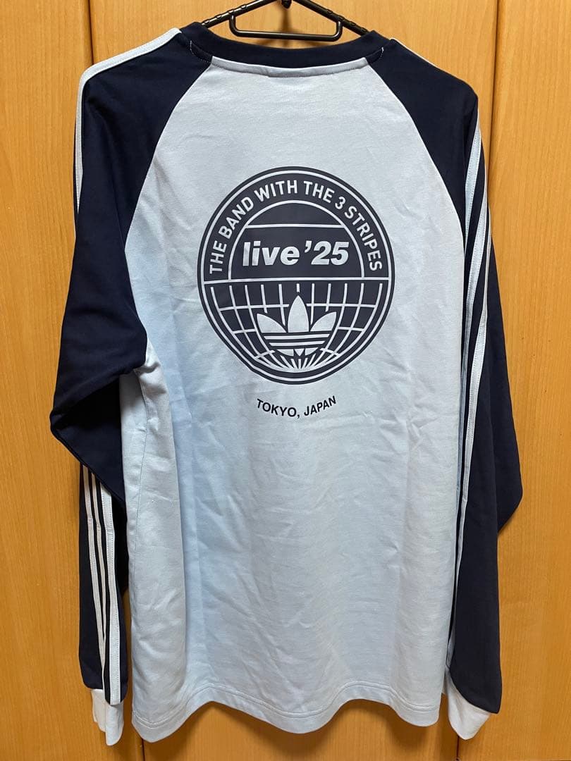 oasis adidasコラボロングTシャツ