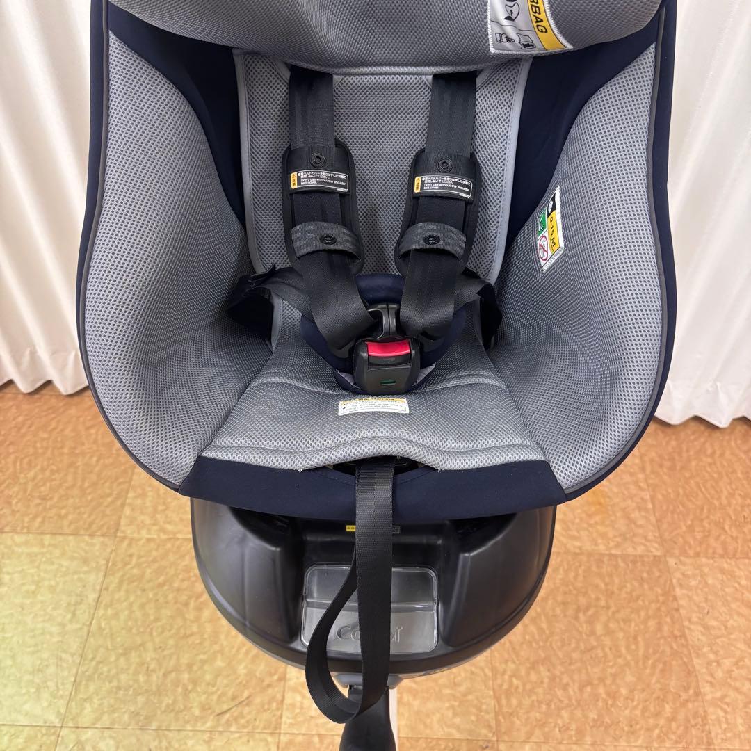 クリーニング済　☆美品☆　コンビ　クルムーヴ　アドバンス　ISOFIX　ネイビー