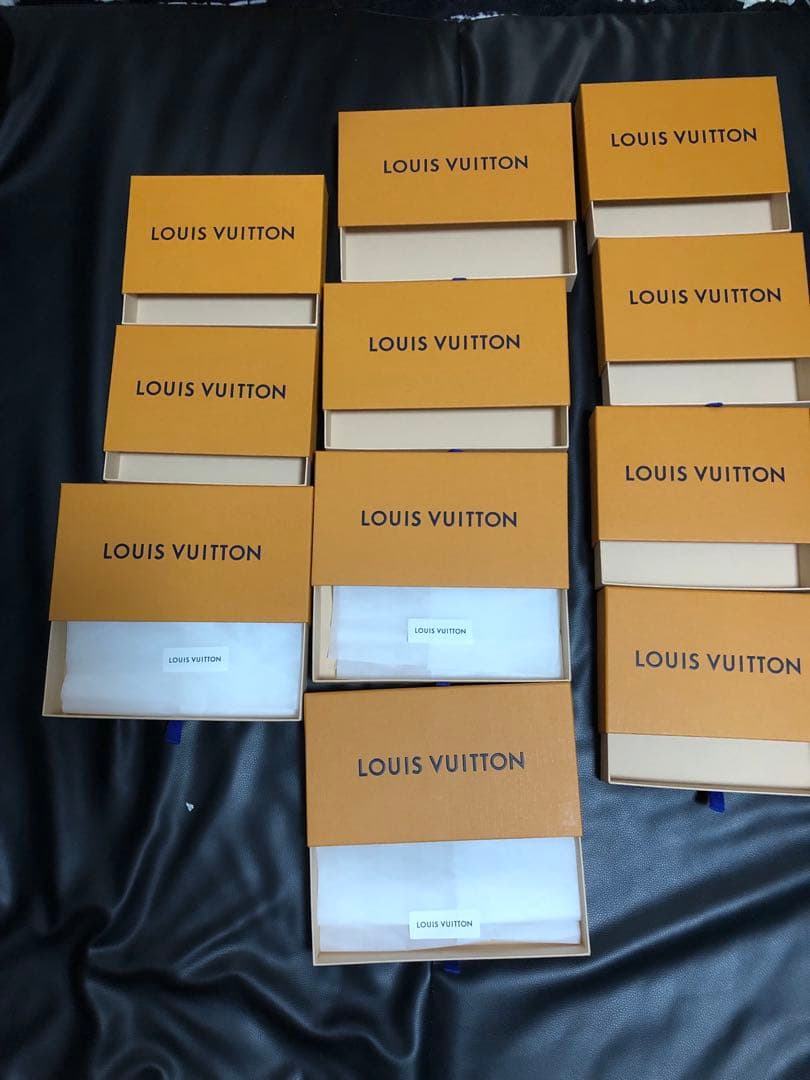 ルイヴィトン　財布箱　小物類箱　財布小物用保存袋　リボン等まとめ売り　限定箱有