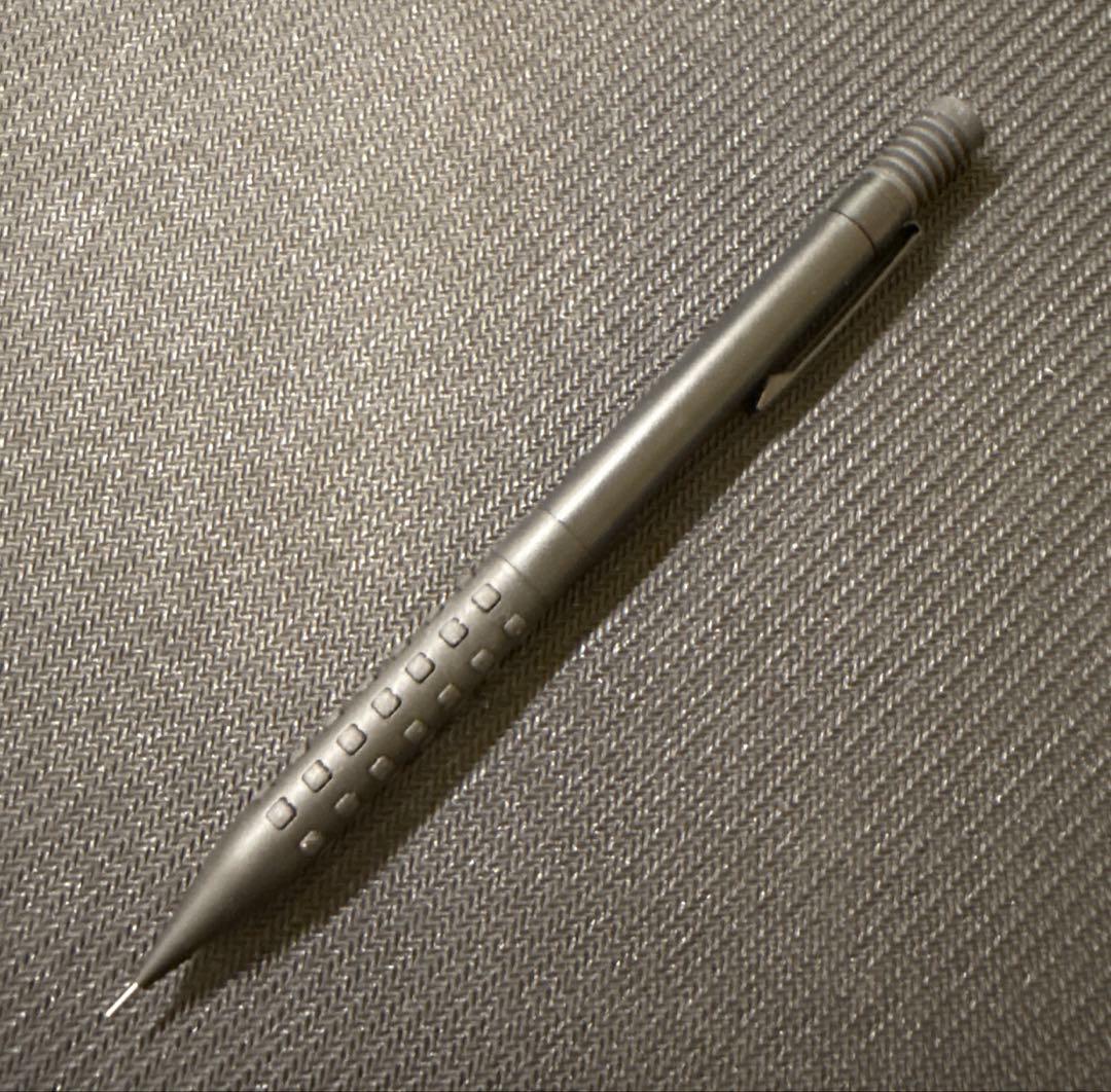 廃番　シャーペン　ぺんてる スマッシュ　海外限定　0.5mm Q1000