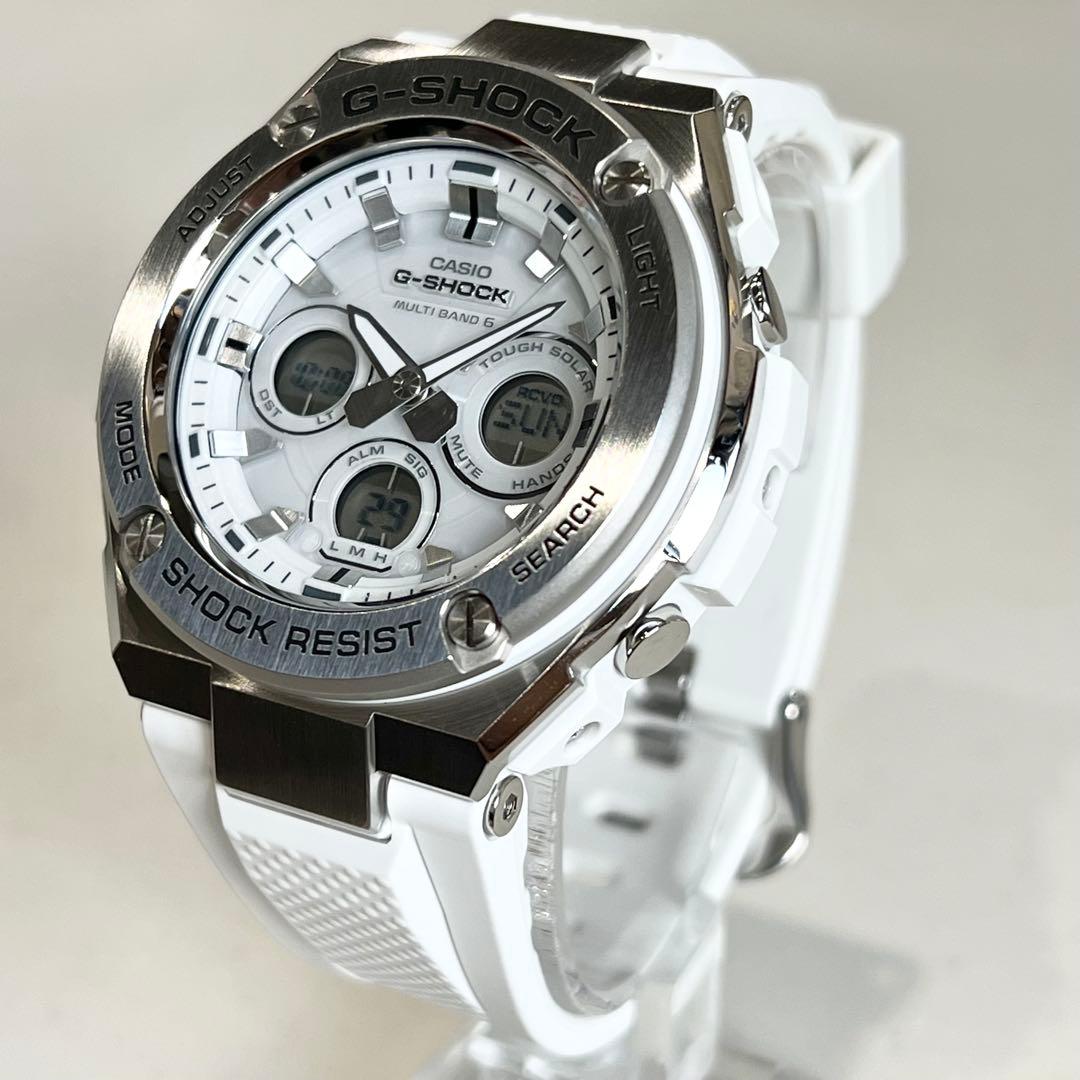 【極美品】G-SHOCK GST-W310　ホワイト　電波ソーラー　腕時計
