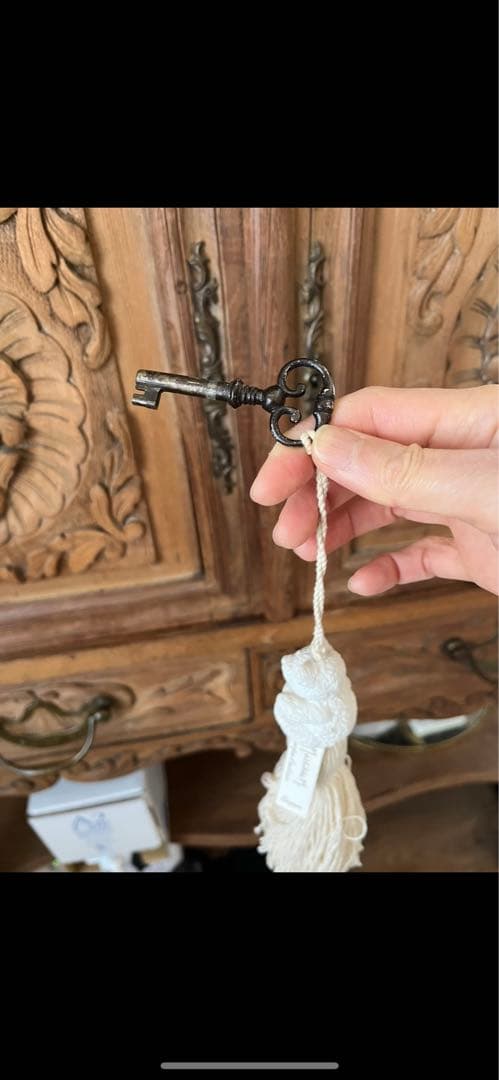 【定価税抜35万】キャビネット　フランスアンティーク家具店購入品。ビンテージ