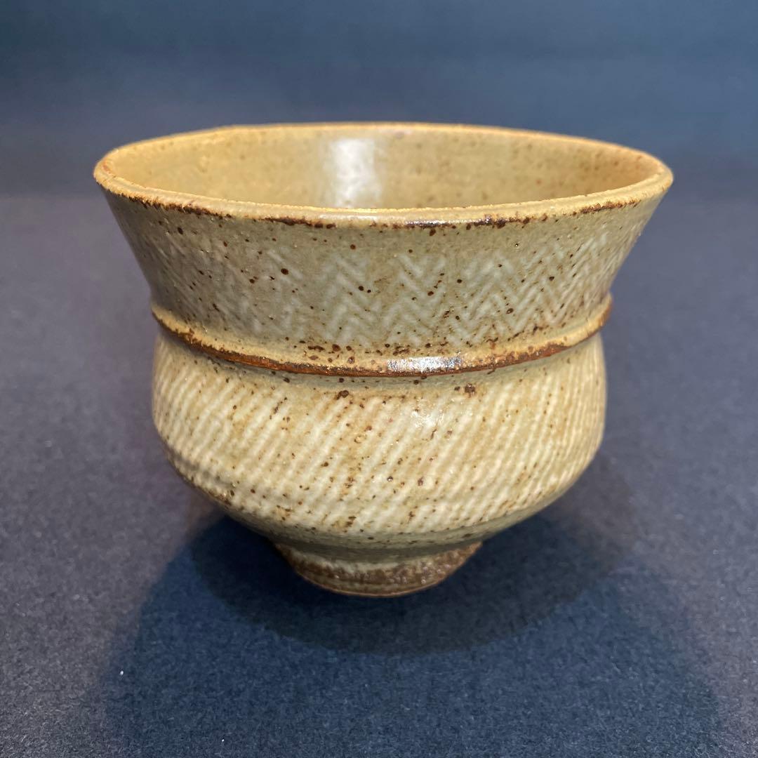 人間国宝【島岡 達三】(作)の『地釉象嵌縄文 茶碗』共箱　茶道具 茶碗