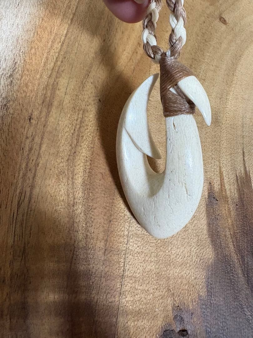 ボーンカービングネックレス(sw66)マッコウ