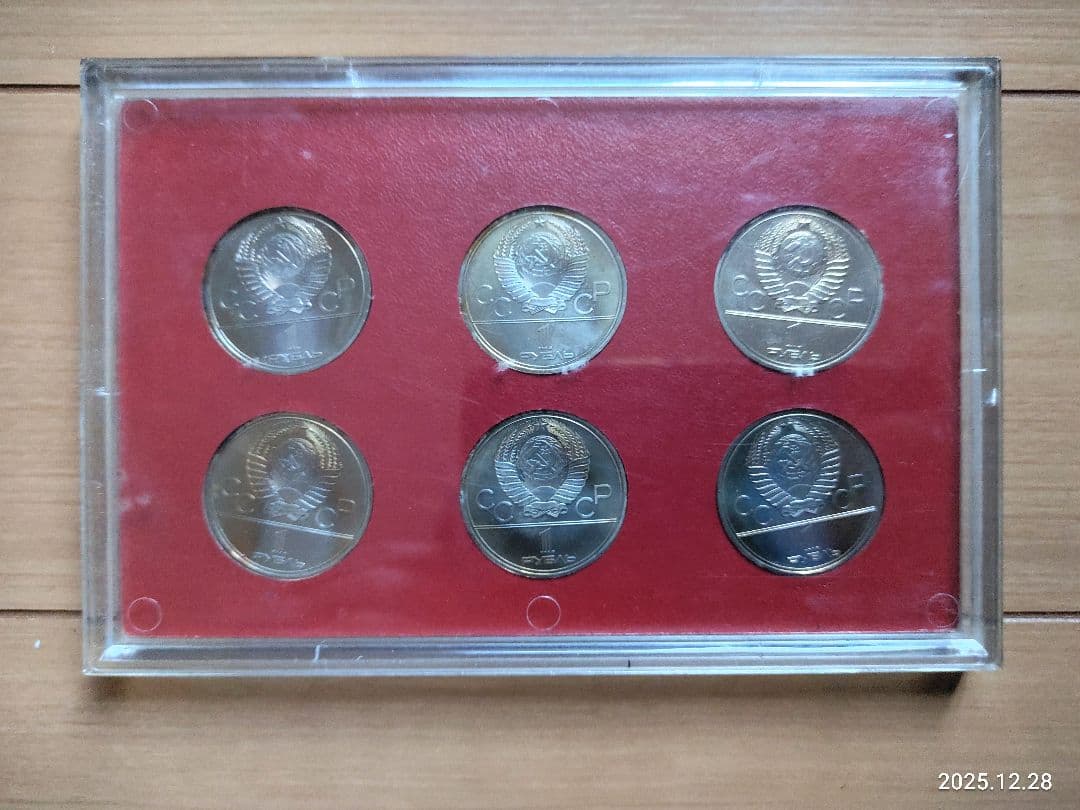 計2品①モスクワオリンピック記念セット②ジョン・F・ケネディ記念硬貨