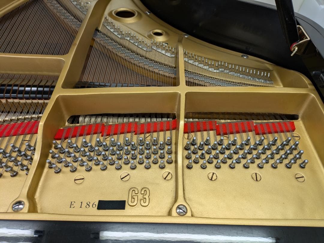 YAMAHA グランドピアノ G3E 【186万番台】