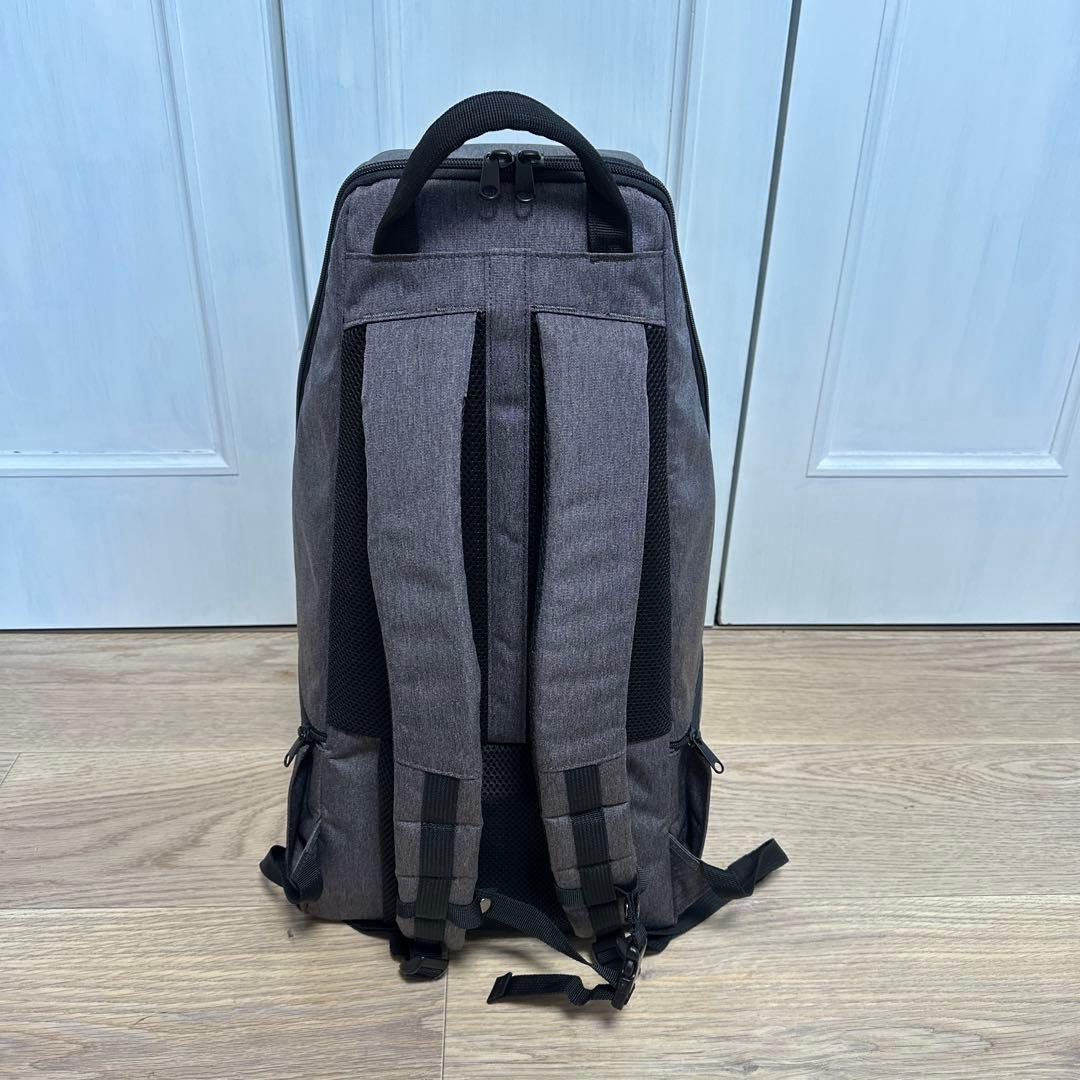 LOVOT キャリーバックパック　商品コード LCQ60-18-EC