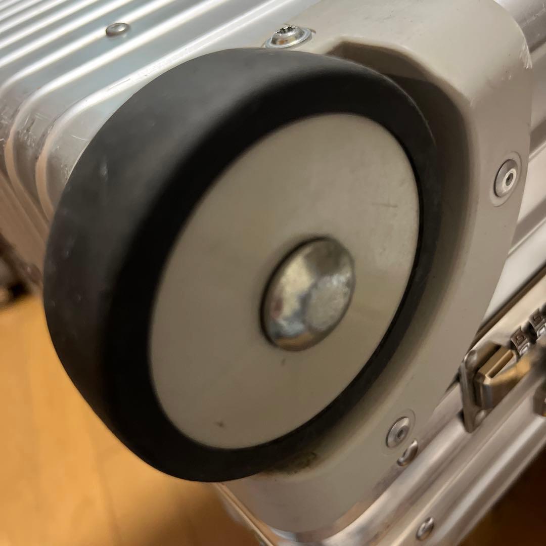 廃盤　RIMOWAクラシックフライト2輪 キャリーケース 33ℓ 機内持ち込み可