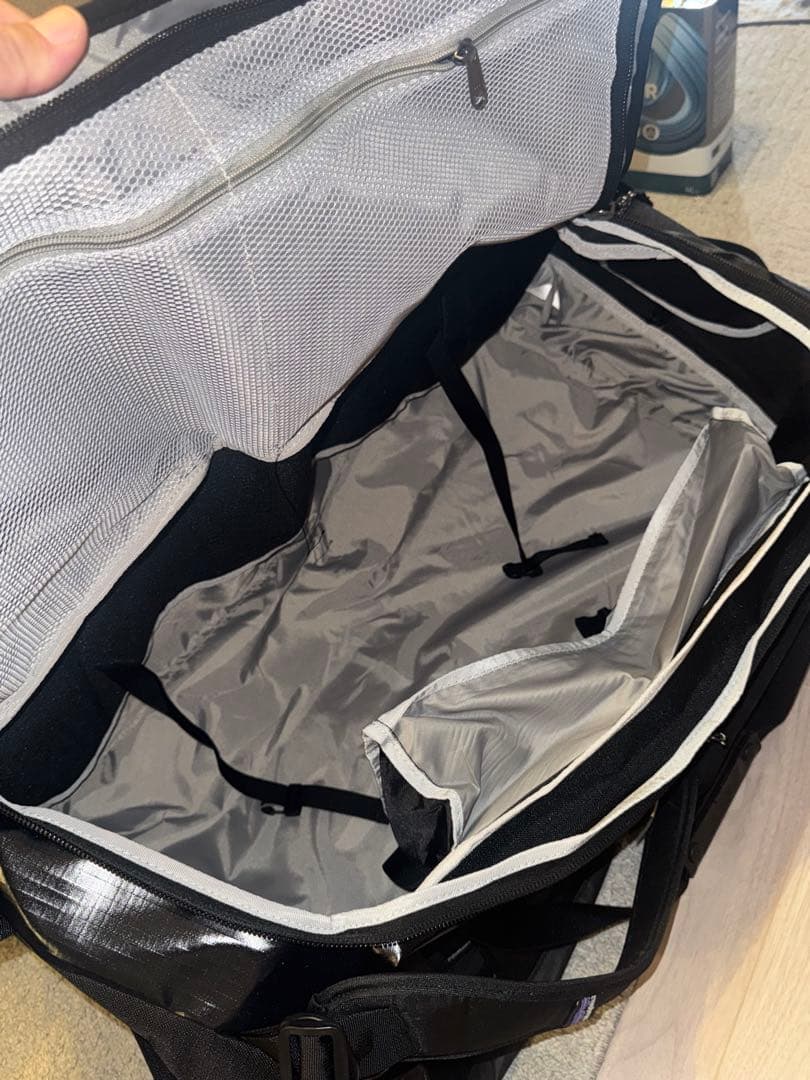 H*a様 patagonia⭐️Black hole duffel 70L⭐️新