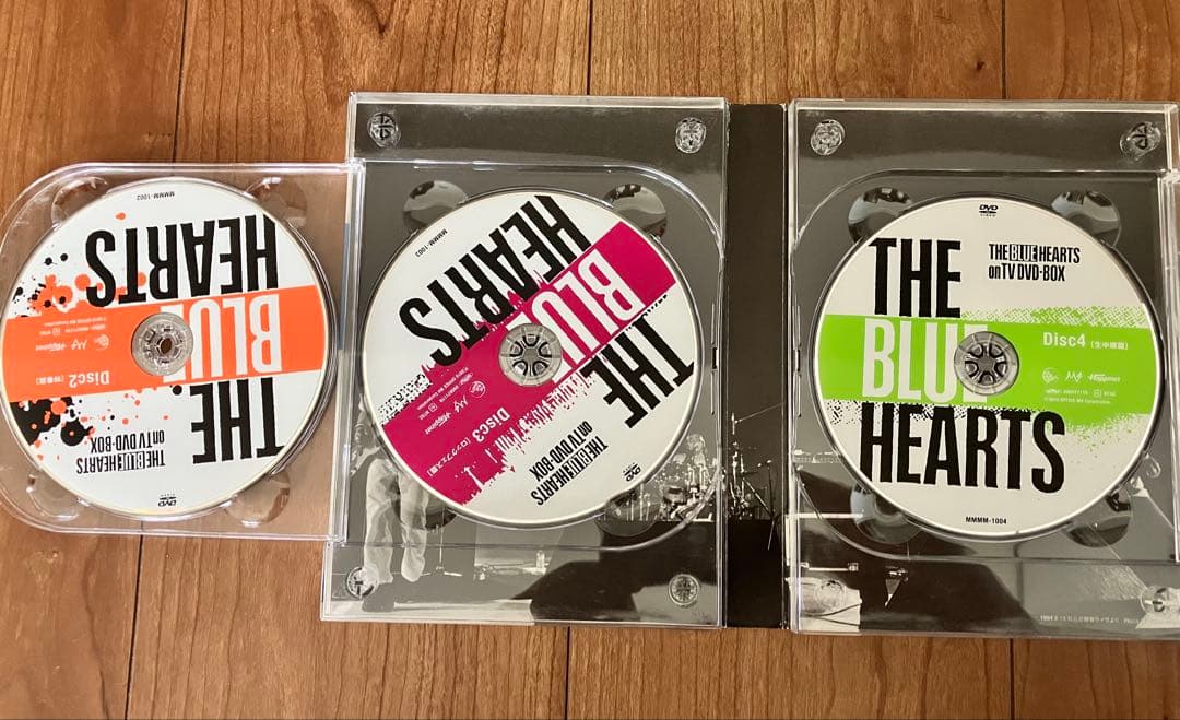 完全初回生産限定盤　THE BLUE HEARTS on TV DVD BOX
