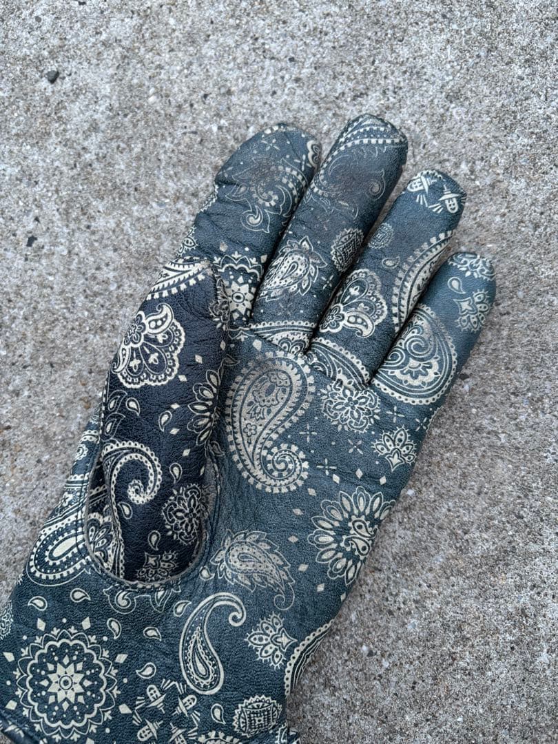 lampgloves ペイズリー柄