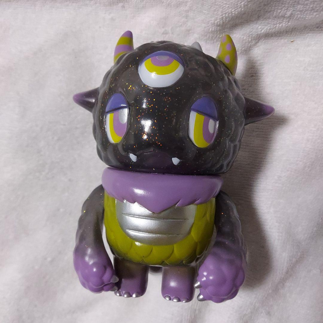 怪獣ネムケ ナイトメアカラー nightmare color ひかりバンビ