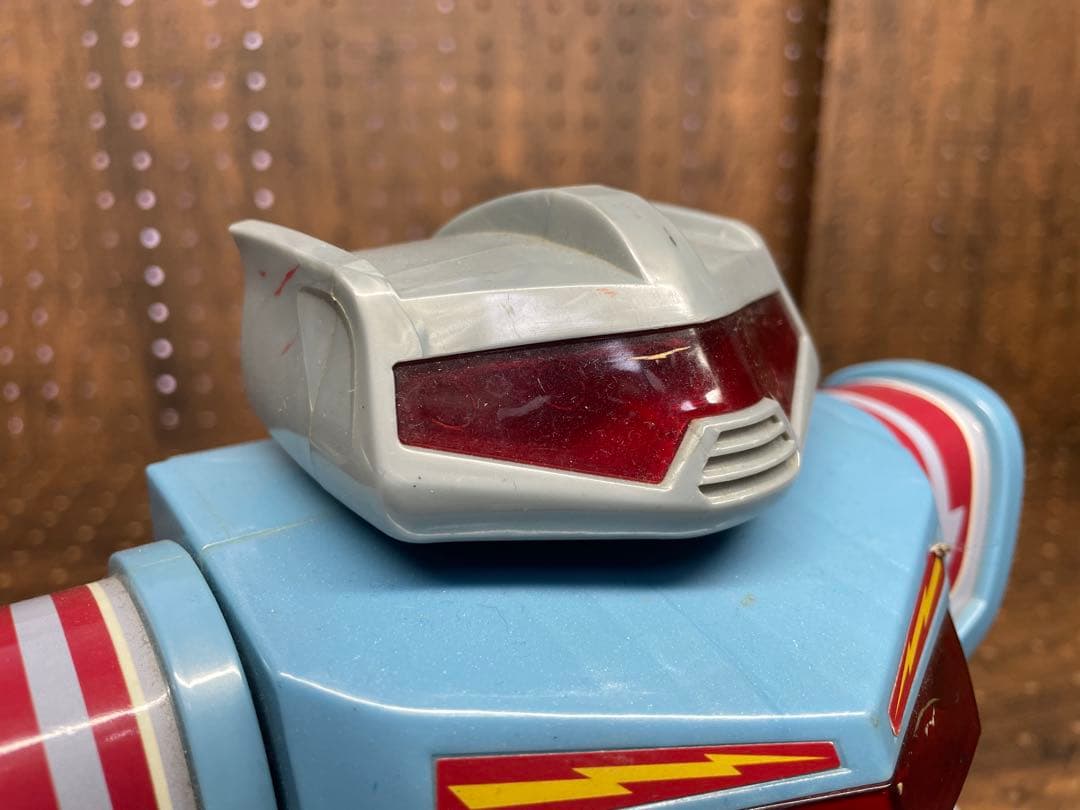 トイストーリー　スパークス　等身大