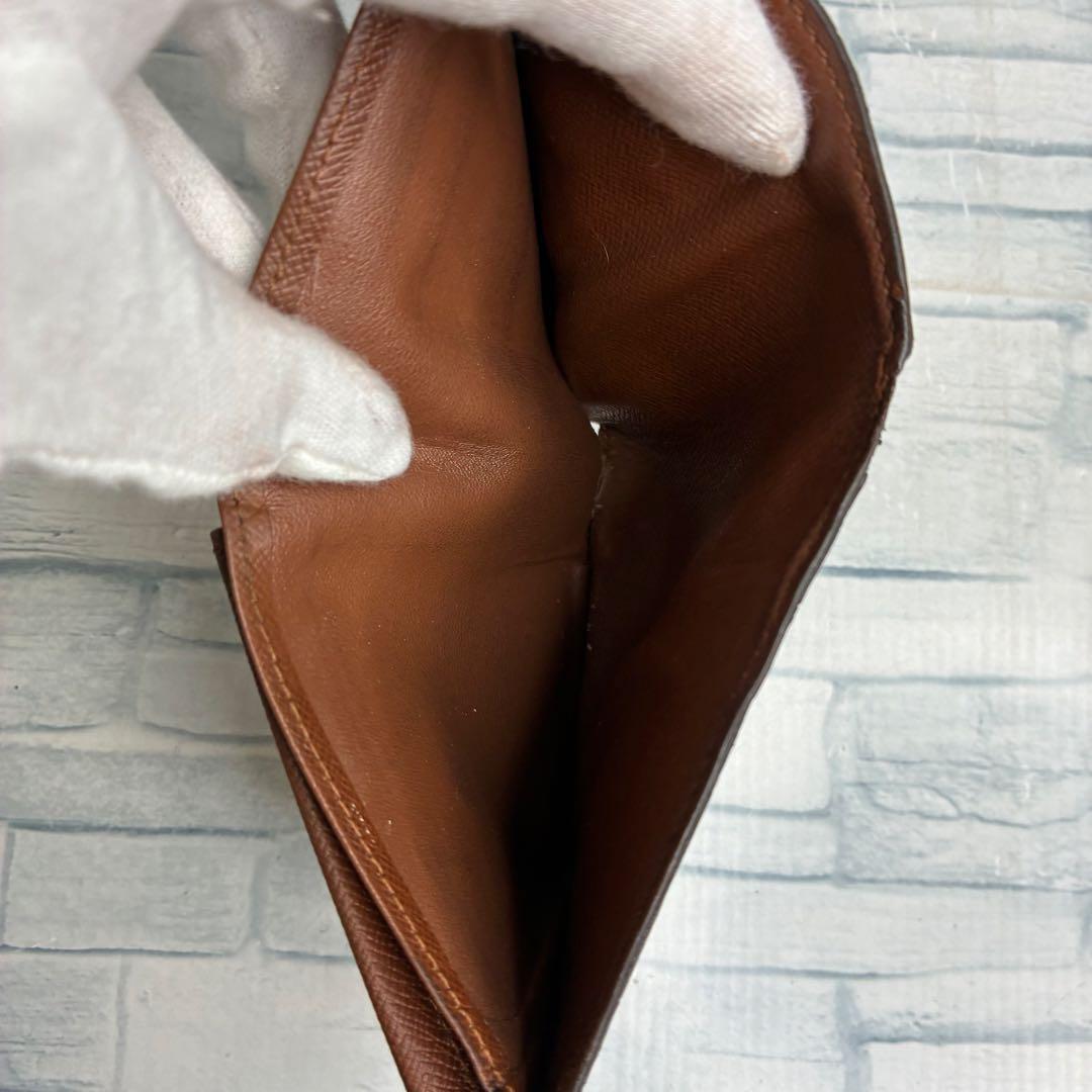 40 LOUIS VUITTON ルイヴィトン モノグラム 二つ折り財布　qj3