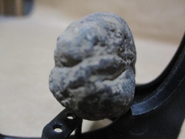 縄文土器　小動物？昆虫？珍品　箱付き　R99-2