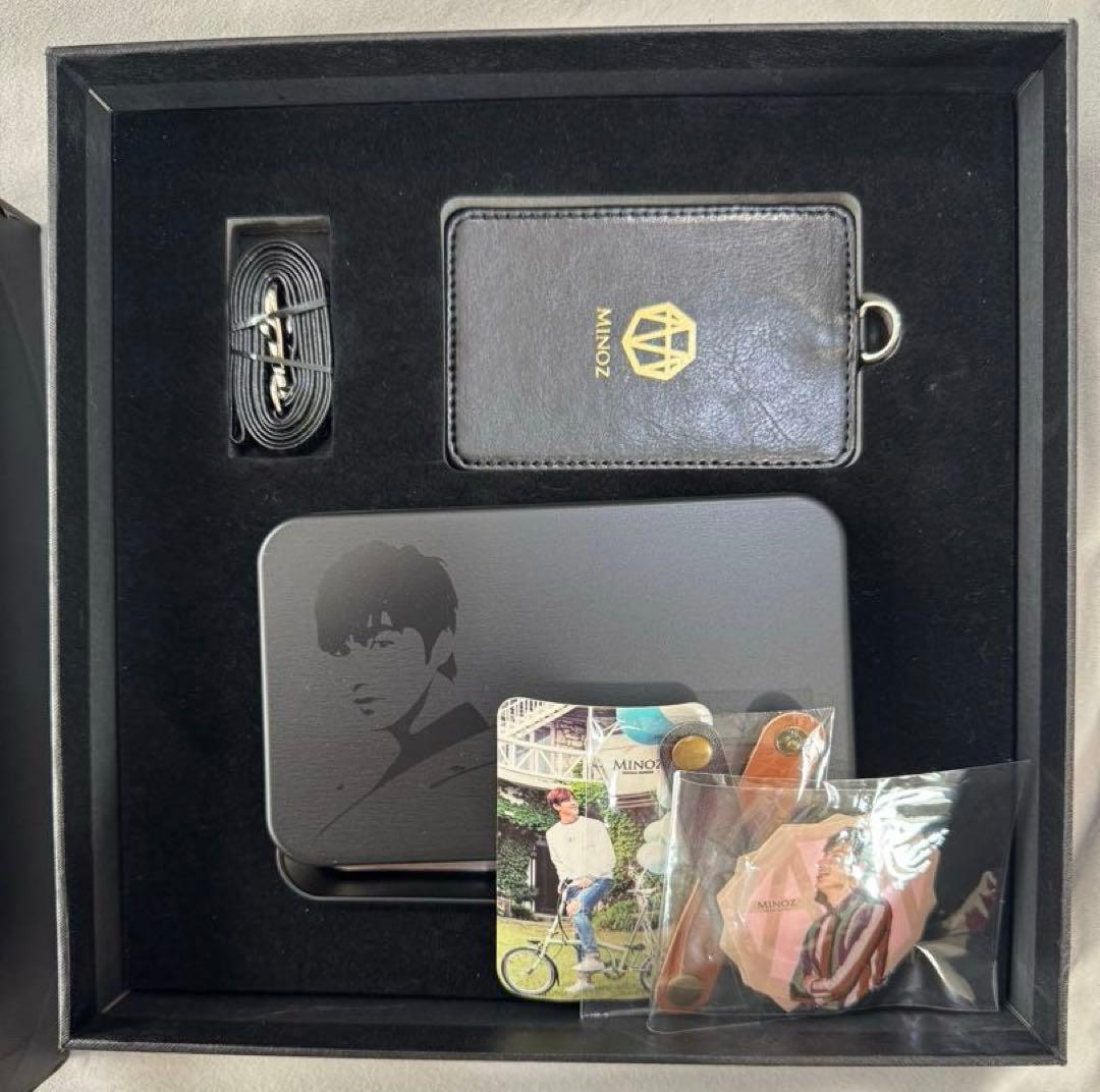 レア　イ・ミンホ　公式　MINOZ 中国　会員カード付き