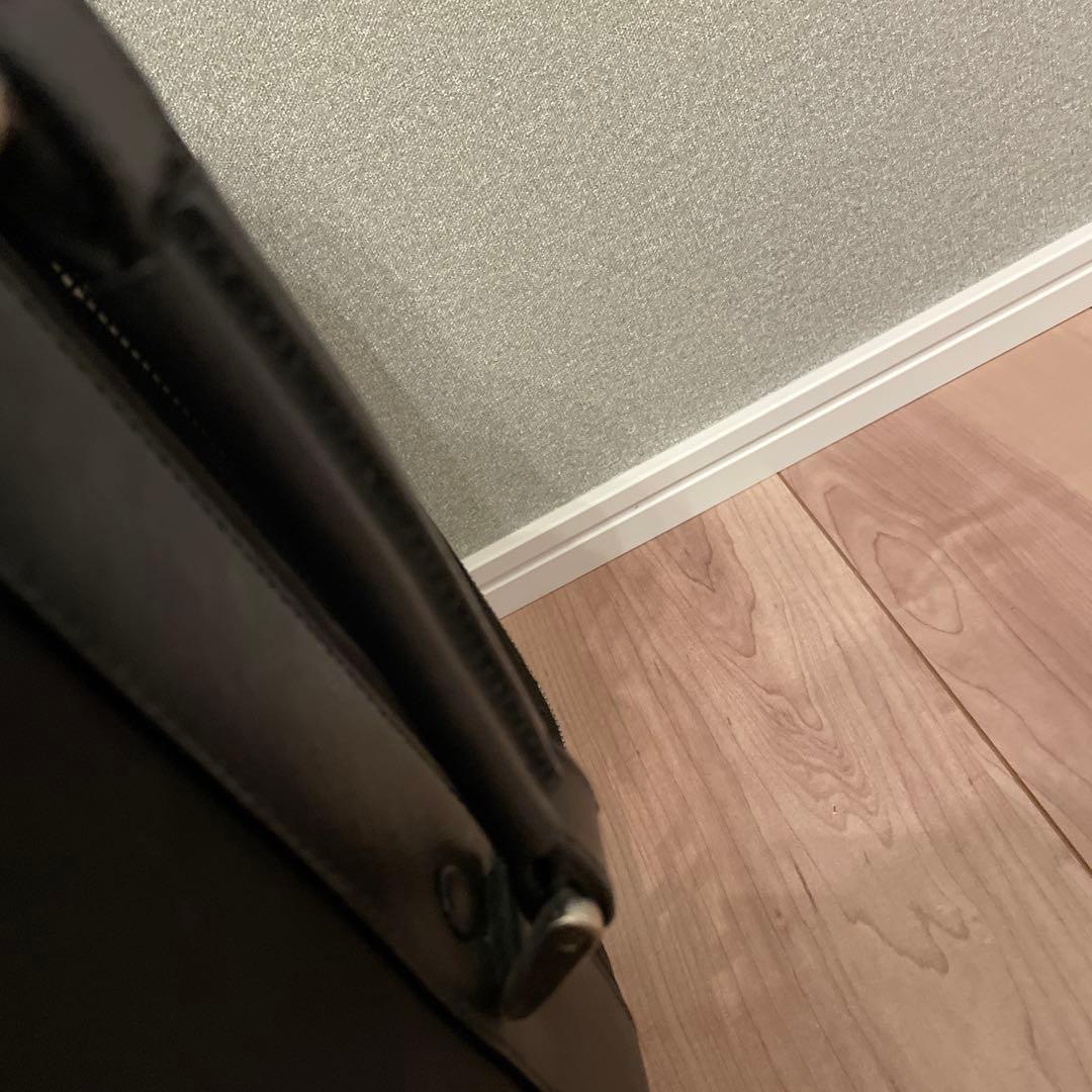 PRADA ブラック キャリーケース　保存袋付き。