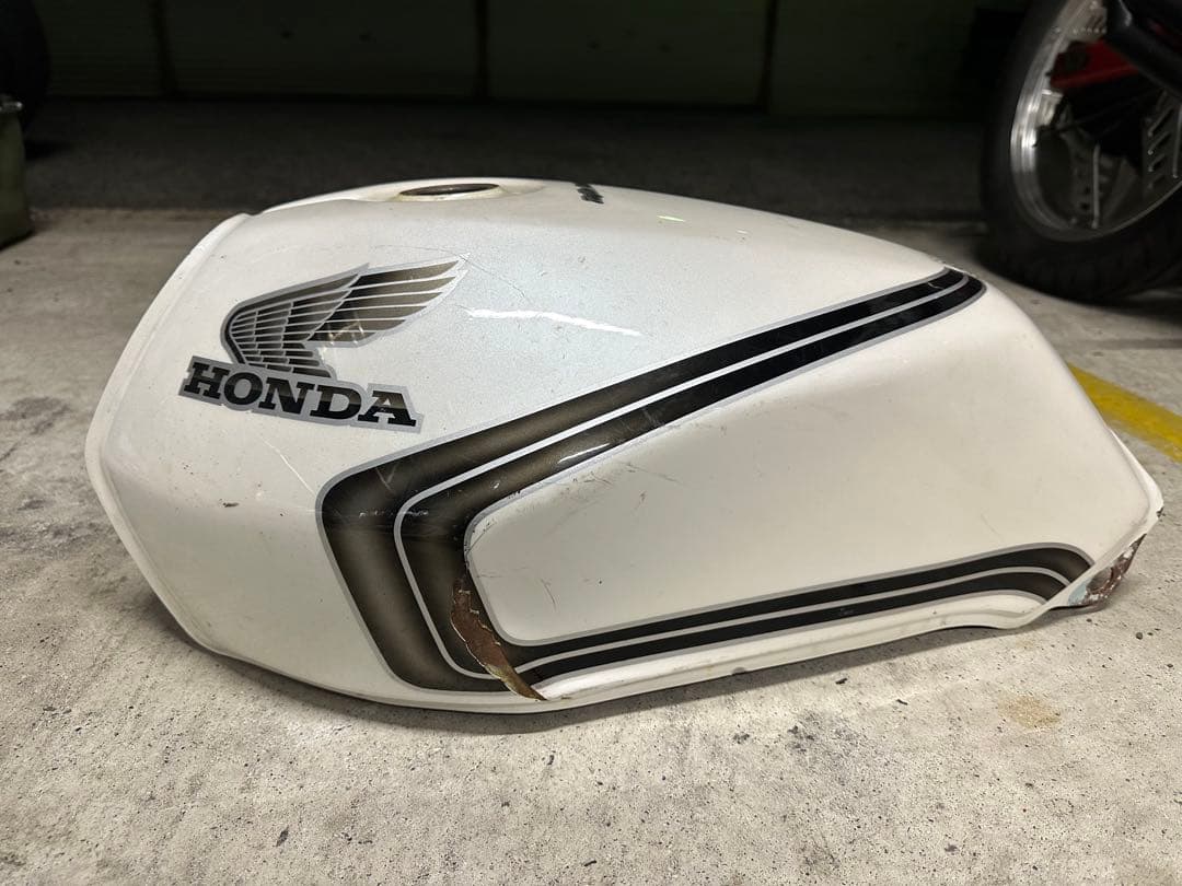 cbx400f タンク ジャンク品