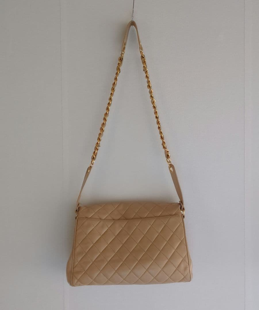 CHANEL シャネル キルティングショルダーバック ヴィンテージ　ベージュ