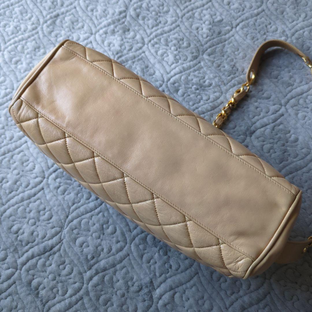 CHANEL シャネル キルティングショルダーバック ヴィンテージ　ベージュ