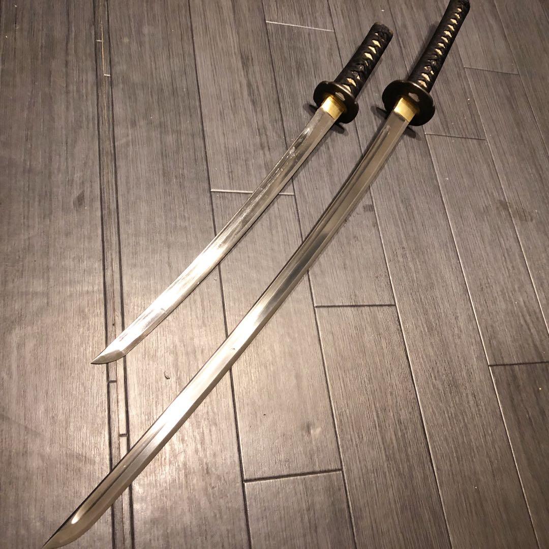 高級模造刀　居合刀　 樋入り刀身　太刀　脇差　大小セット　土佐美術刀剣