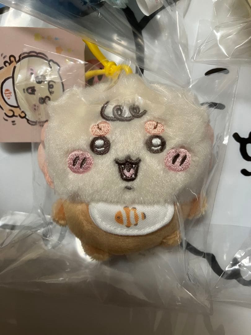 ちいかわベビー　マスコット　ハチワレ　うさぎ　モモンガ　シーサー　古本屋　カニ