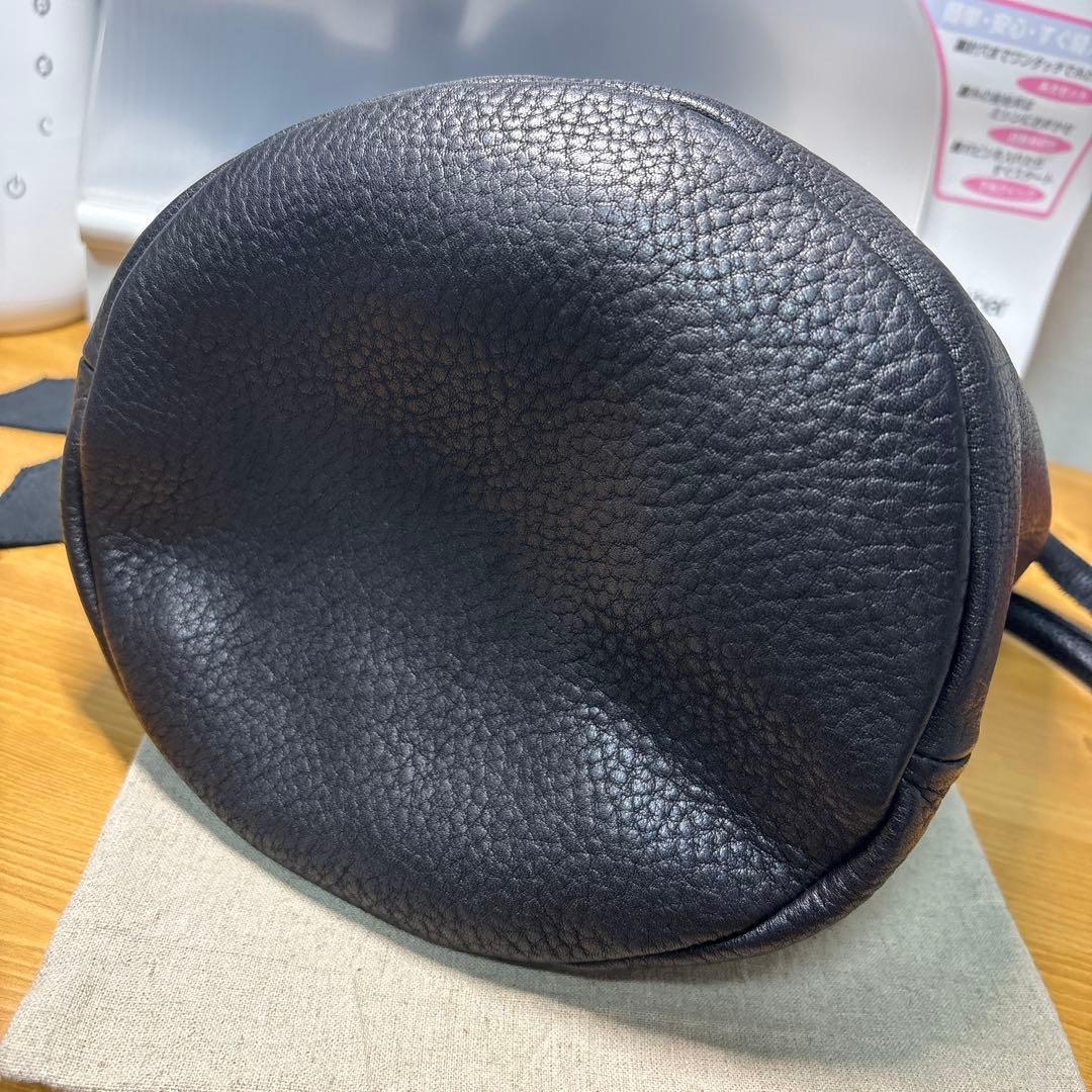 黒 レザー 巾着型ショルダーバッグ cian en paclam