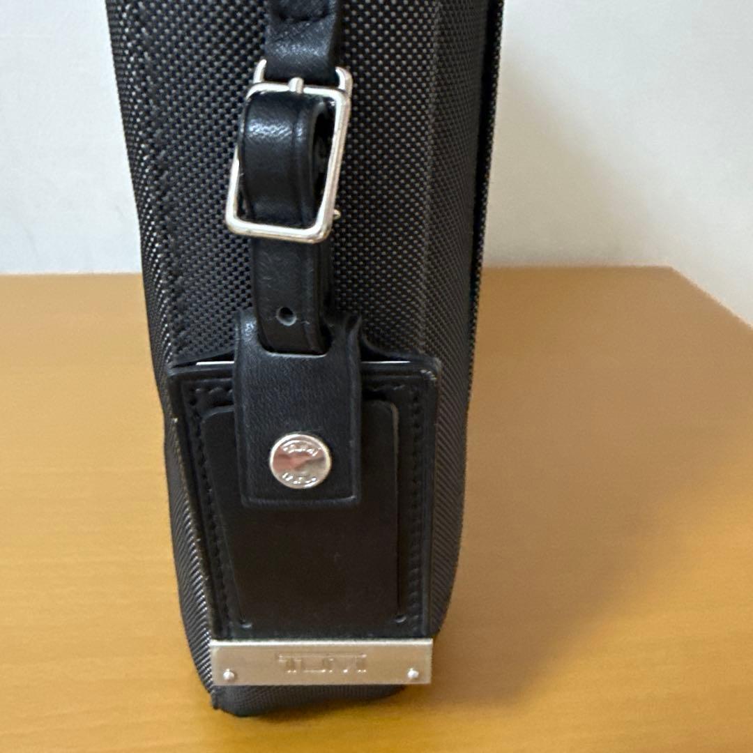 TUMI（トゥミ） ARRIVÉ（アライヴ） ハミルトン・スリム・ブリーフケース