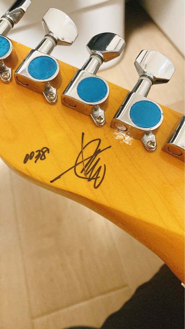 ノンラビ 田口達也 オリジナルギター TT BEGINNERホワイト