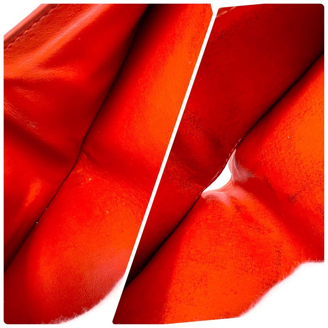 BOTTEGA　エンボス　二つ折り　デボス　イントレチャート　本革　オレンジ