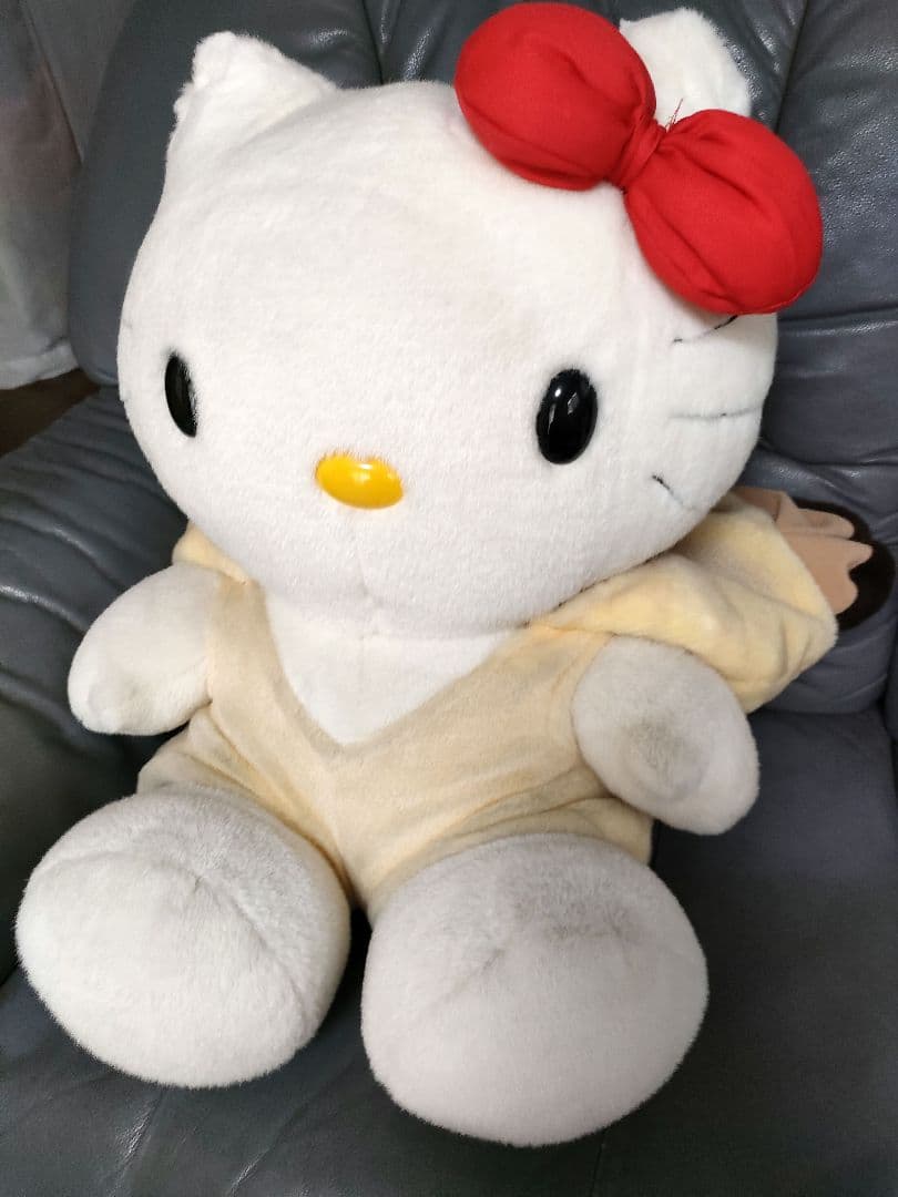 ハローキティレトロ 犬フード 着ぐるみ　ぬいぐるみ 特大サイズ
