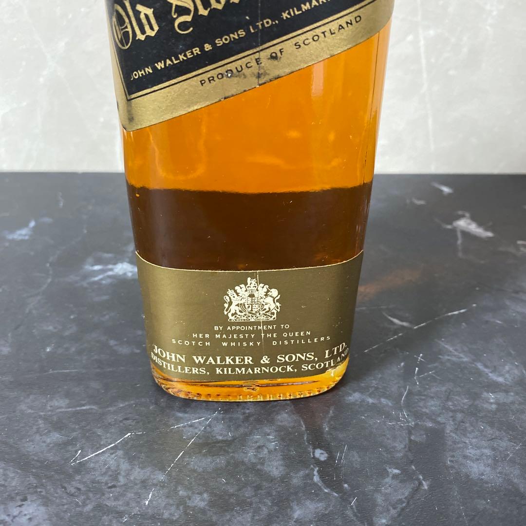 ジョニーウォーカー ブラックラベル ジョニ黒 金キャップ　白紋章　約750ml