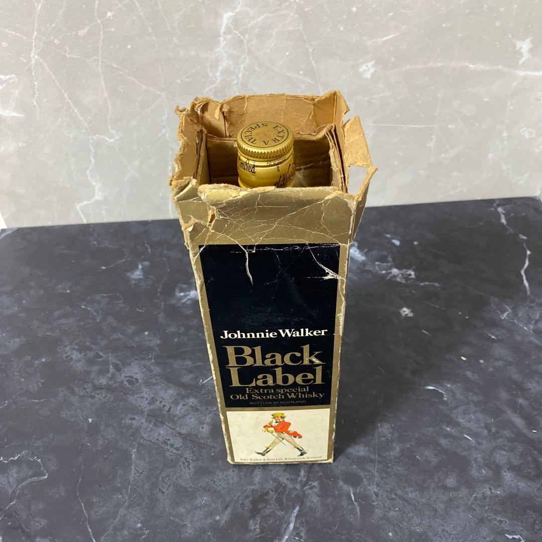 ジョニーウォーカー ブラックラベル ジョニ黒 金キャップ　白紋章　約750ml