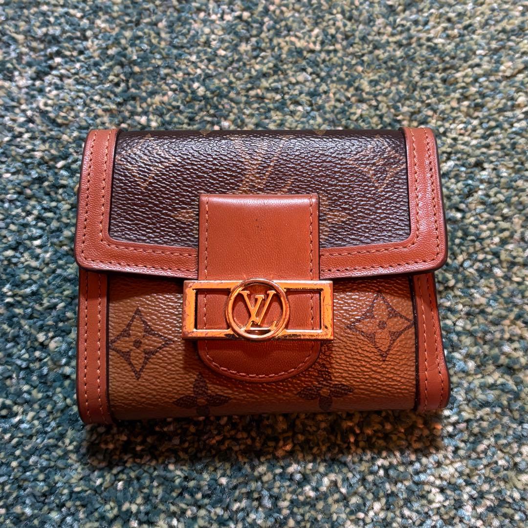 Louis Vuitton ポルトフォイユ・ドーフィーヌ　コンパクト
